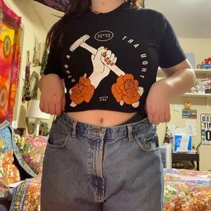 WOMEN OF WE CROPPED FLORAL TOP